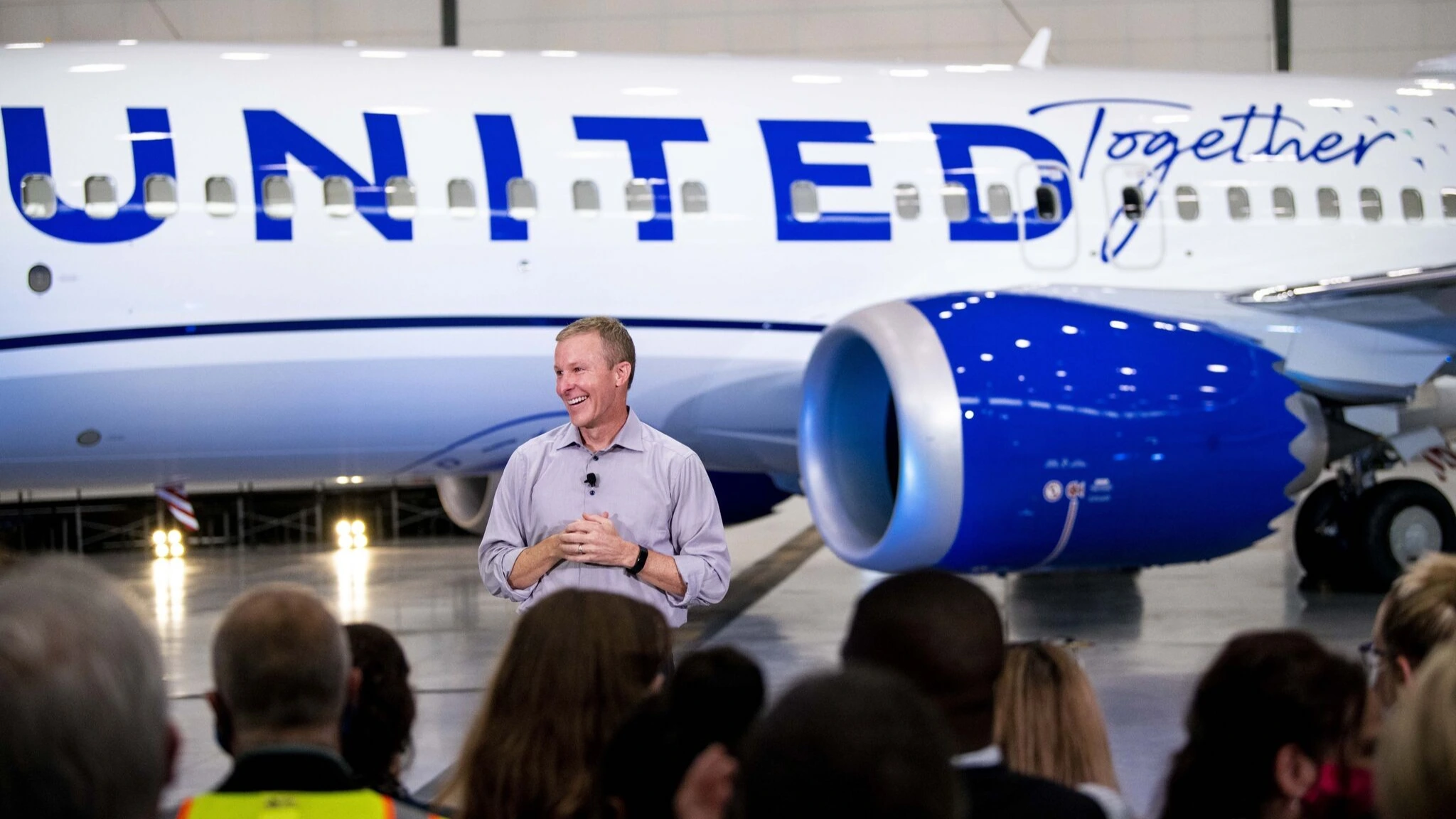United Airlines CEO Pitches Merger With American Airlines — What It Means for Passengers